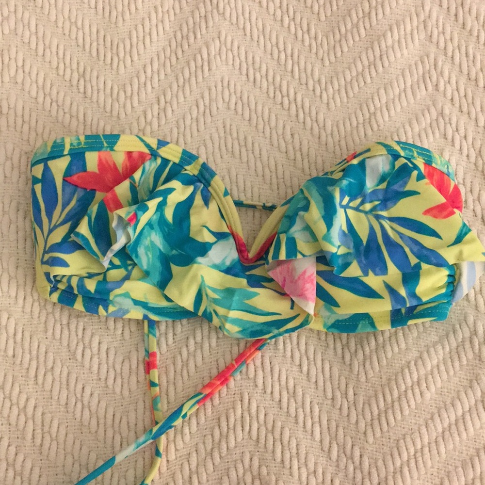 Swim Top - Picture 1 of 2